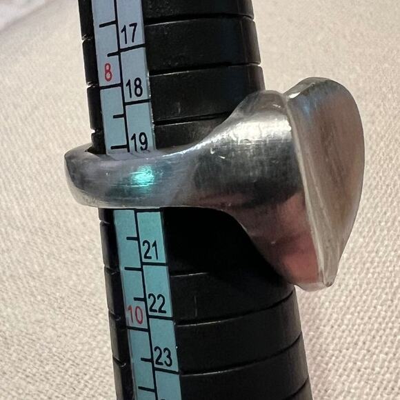 Ring polished silver tone large heart statement Sz 8.5 - 8.75 - Picture 5 of 6